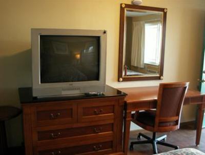 фото отеля Executive Motel Eugene
