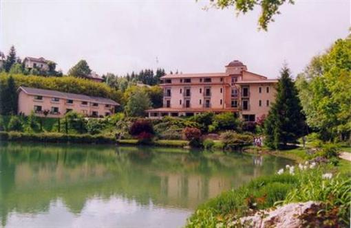фото отеля Parco Del Lago Hotel Montecopiolo