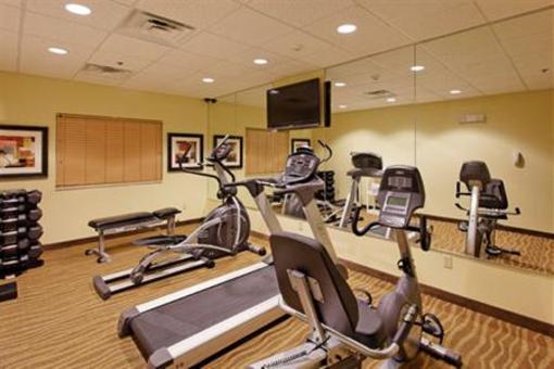 фото отеля Holiday Inn Express Hotel & Suites Florence NE