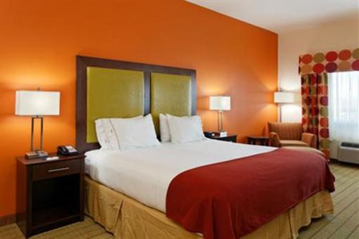 фото отеля Holiday Inn Express Hotel & Suites Florence NE