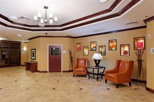 фото отеля Holiday Inn Express Hotel & Suites Florence NE