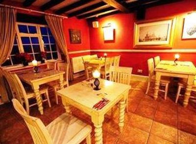 фото отеля Crown Inn