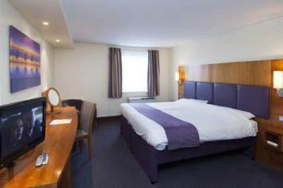 фото отеля Premier Inn Leeds City West