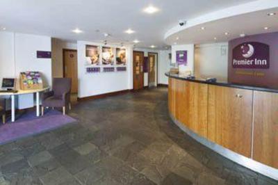 фото отеля Premier Inn Leeds City West