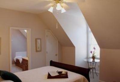 фото отеля The Garden Inn
