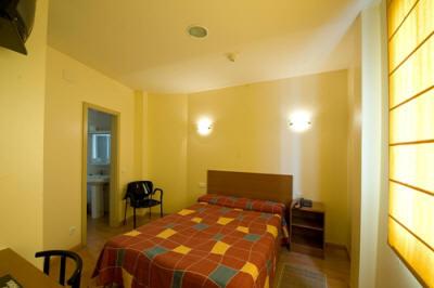 фото отеля Hotel Esplugues de Llobregat