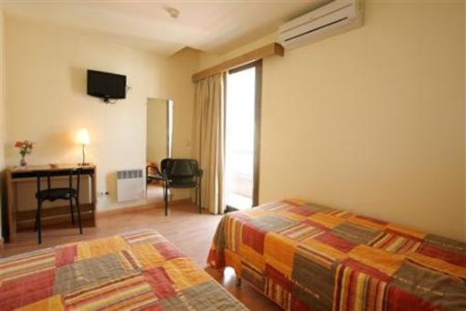 фото отеля Hotel Esplugues de Llobregat