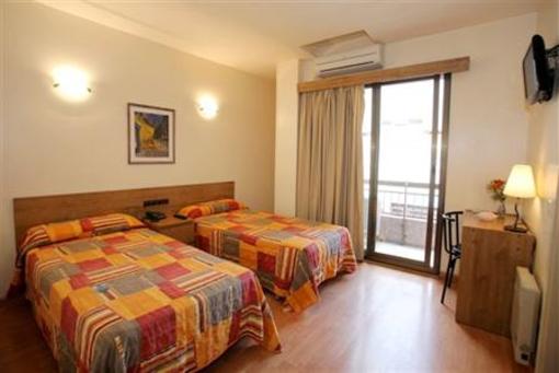 фото отеля Hotel Esplugues de Llobregat