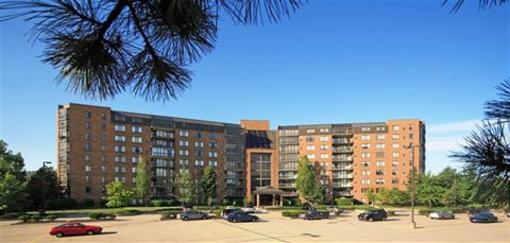 фото отеля Four Seasons Beachwood Apartments