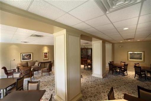 фото отеля Four Seasons Beachwood Apartments