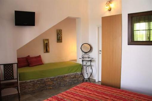 фото отеля Akrogiali Pension Platys Gialos (Sifnos)