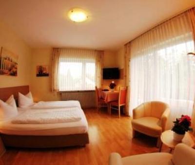 фото отеля Hotel Schmid