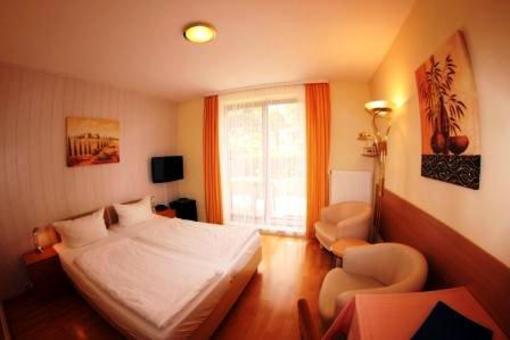 фото отеля Hotel Schmid
