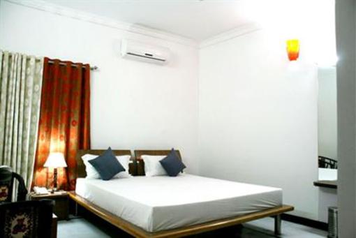 фото отеля Aditya Inn Hyderabad