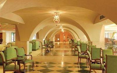 фото отеля Mitsis Roda Beach Resort and Spa