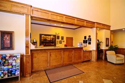 фото отеля Best Western Schulenburg Inn & Suites