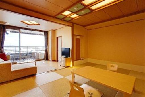 фото отеля Biwako Ryokusuitei