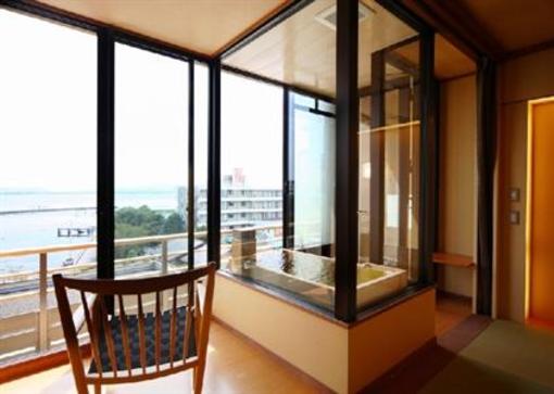 фото отеля Biwako Ryokusuitei