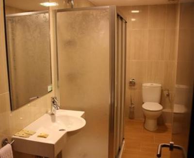 фото отеля Hostal Rocamar
