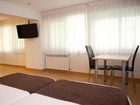 фото отеля Hostal Rocamar