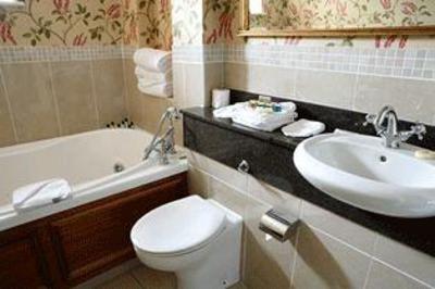 фото отеля Clanard Court Hotel