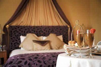 фото отеля Clanard Court Hotel