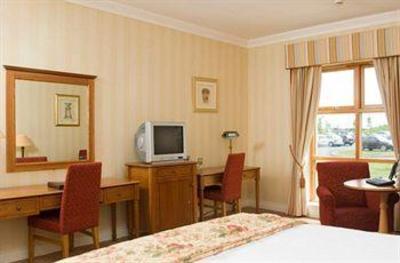 фото отеля Clanard Court Hotel