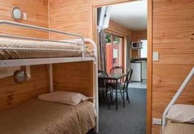 фото отеля Nelson City Holiday Park and Motels