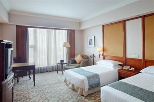 фото отеля Crowne Plaza Hotel Zhanjiang