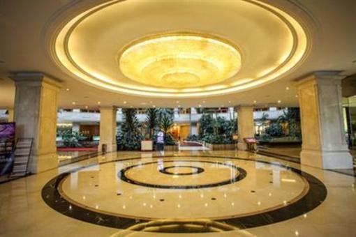 фото отеля Crowne Plaza Hotel Zhanjiang