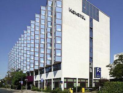 фото отеля Novotel Frankfurt Niederrad