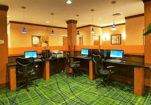фото отеля Fairfield Inn & Suites Miami Airport South