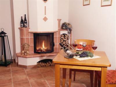 фото отеля Hotel Pension Jagerstubchen
