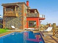 Villas Vista Femes