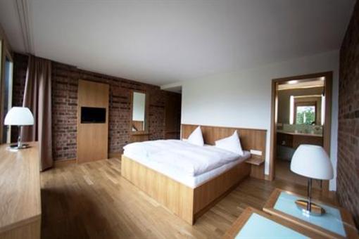 фото отеля Dreiburgensee Ferienhotel