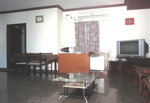 фото отеля Richmond Suites Bangalore