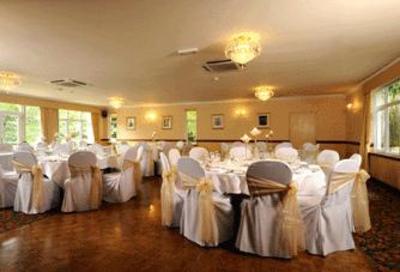 фото отеля Kingswood Hotel
