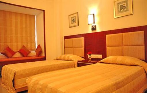 фото отеля Hotel Queensway Park