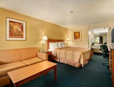 фото отеля Super 8 Motel El Cajon