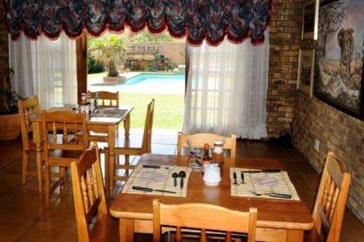 фото отеля Peter's Guesthouse Pretoria