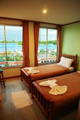 фото отеля Pimpimarn Beach Hotel