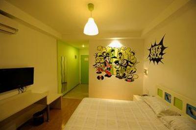 фото отеля ACG Life Theme Hotel Hangzhou Yunhe Square