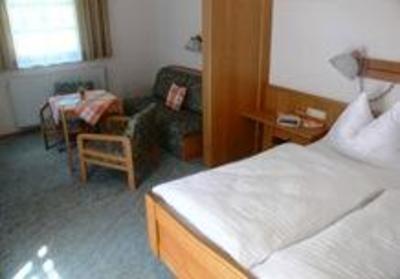 фото отеля Hotel Berggasthof Zum Hias Russbach am Pass Gschutt