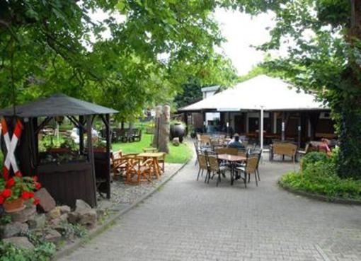 фото отеля Gasthof Zur Krone Bad Konig
