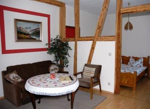 фото отеля Gasthof Zur Krone Bad Konig