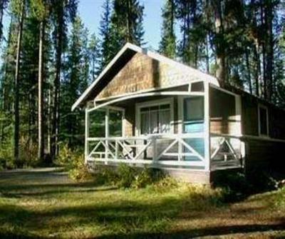 фото отеля Johnston Canyon Resort