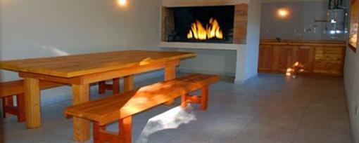 фото отеля Apart Hotel El Viejo Cipres San Carlos de Bariloche