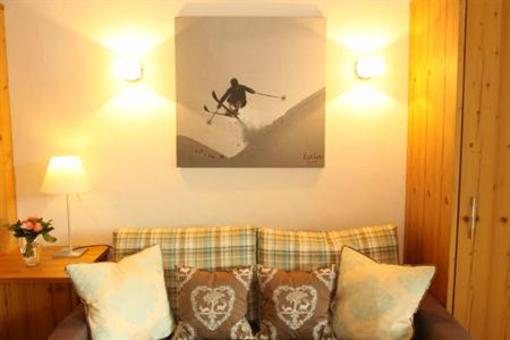 фото отеля Gastehaus Hahnenköpfle Oberstdorf