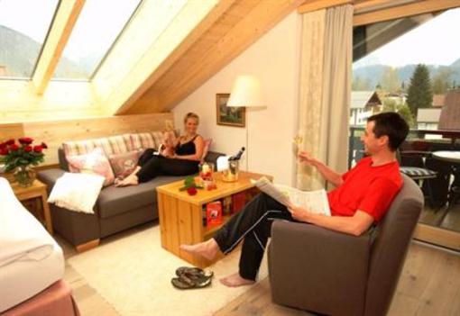 фото отеля Gastehaus Hahnenköpfle Oberstdorf