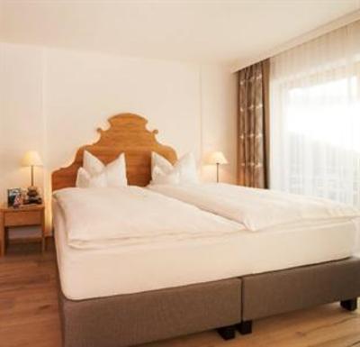 фото отеля Gastehaus Hahnenköpfle Oberstdorf